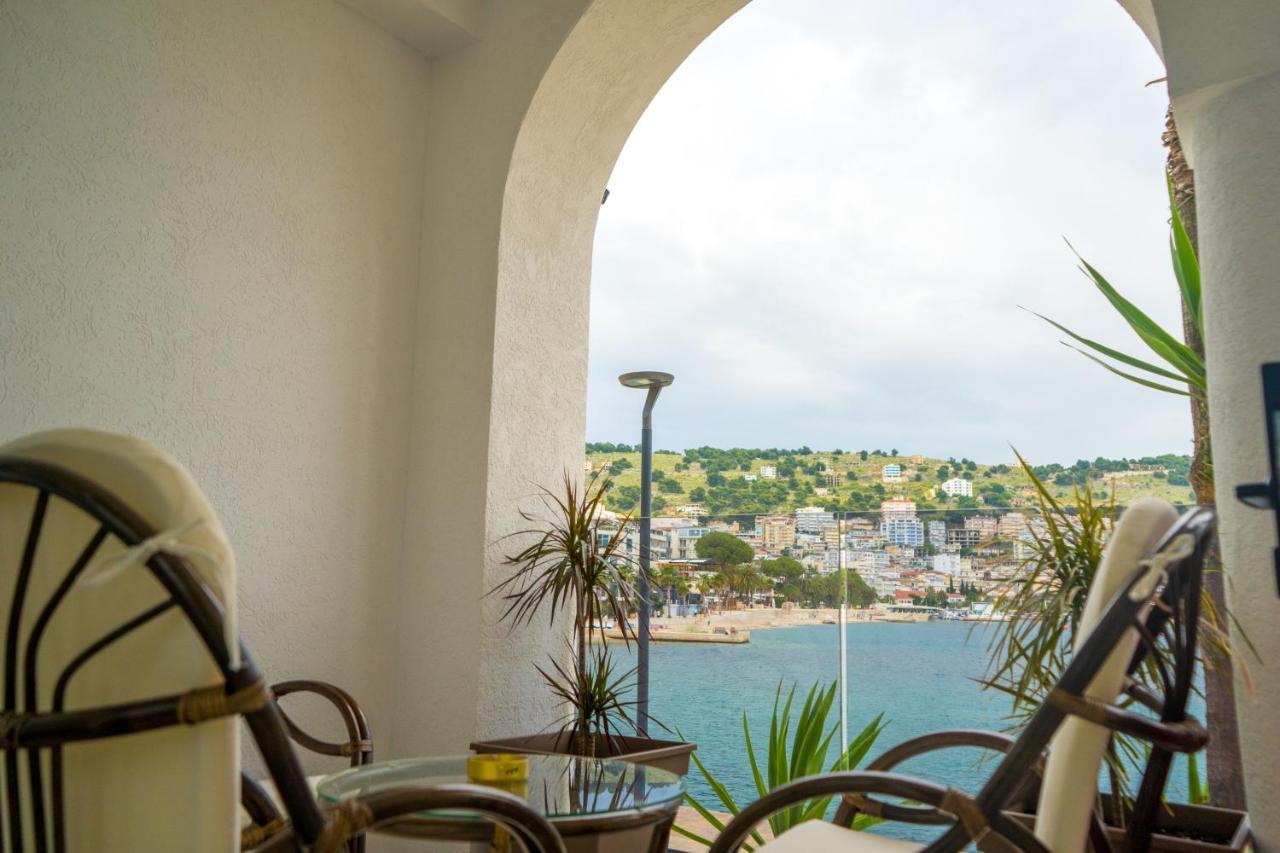 Adam & Eve Suites Sarandë Exteriör bild