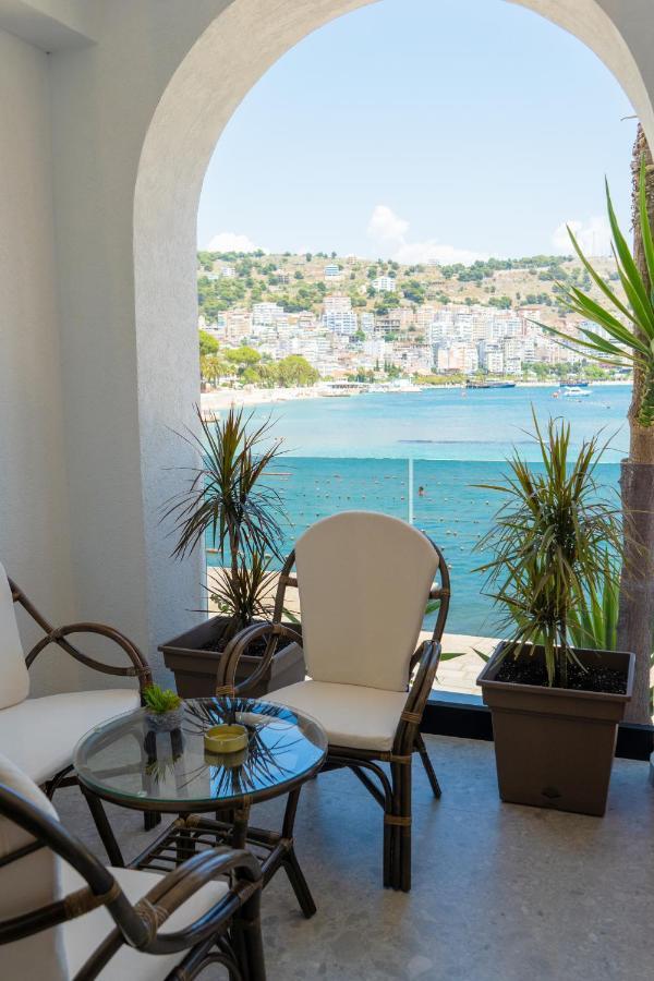 Adam & Eve Suites Sarandë Exteriör bild